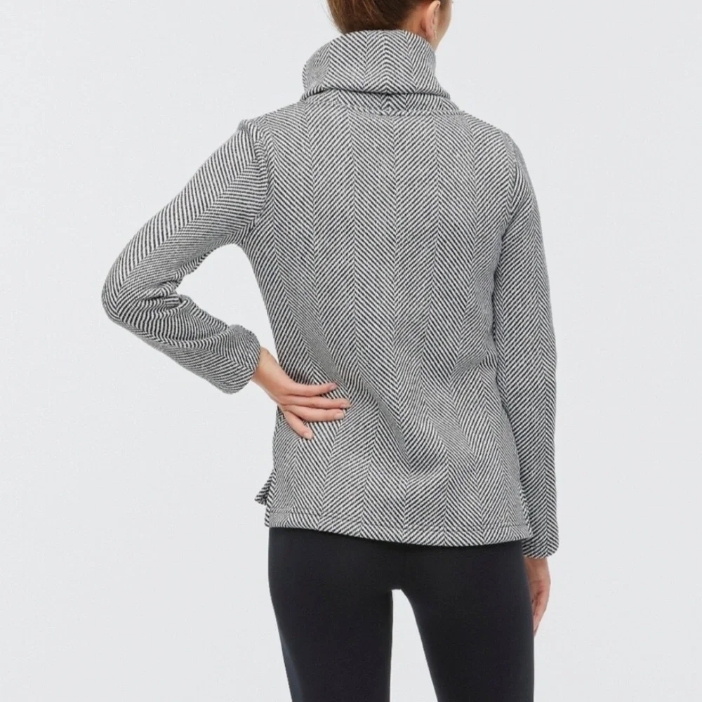 J. Crew Pullover Top Size XL Black White Herringbone Fleece Funnel Neck - Picture 3 of 6